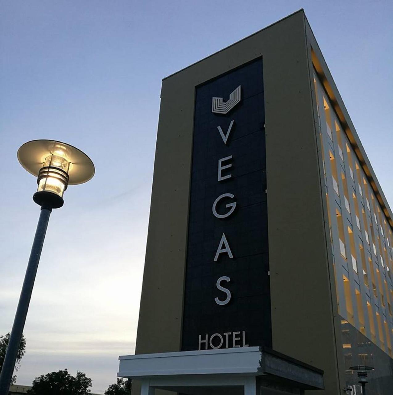 Vegas Hotel - Nay Pyi Taw Naypyidaw Eksteriør billede
